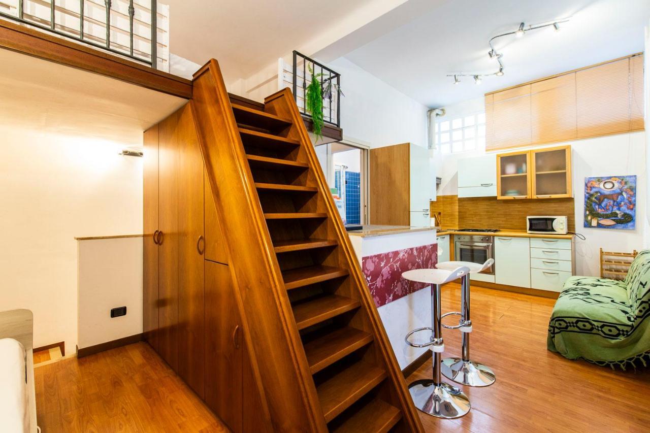 Extensive Terrace Navigli Toy Artistic Apartment Milano Exteriör bild